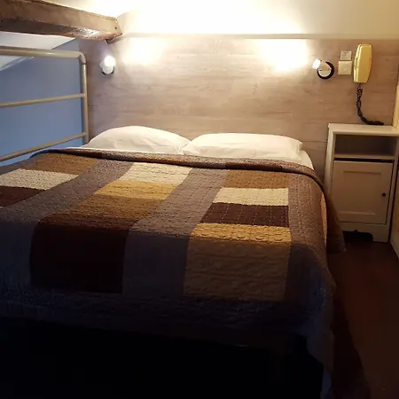 Hotel Média 3*