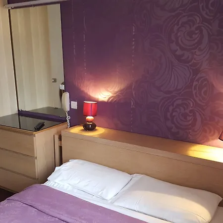 Hotel Média 3*