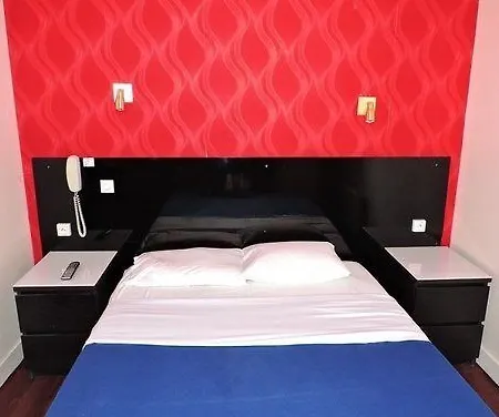 Média Hotel Parigi