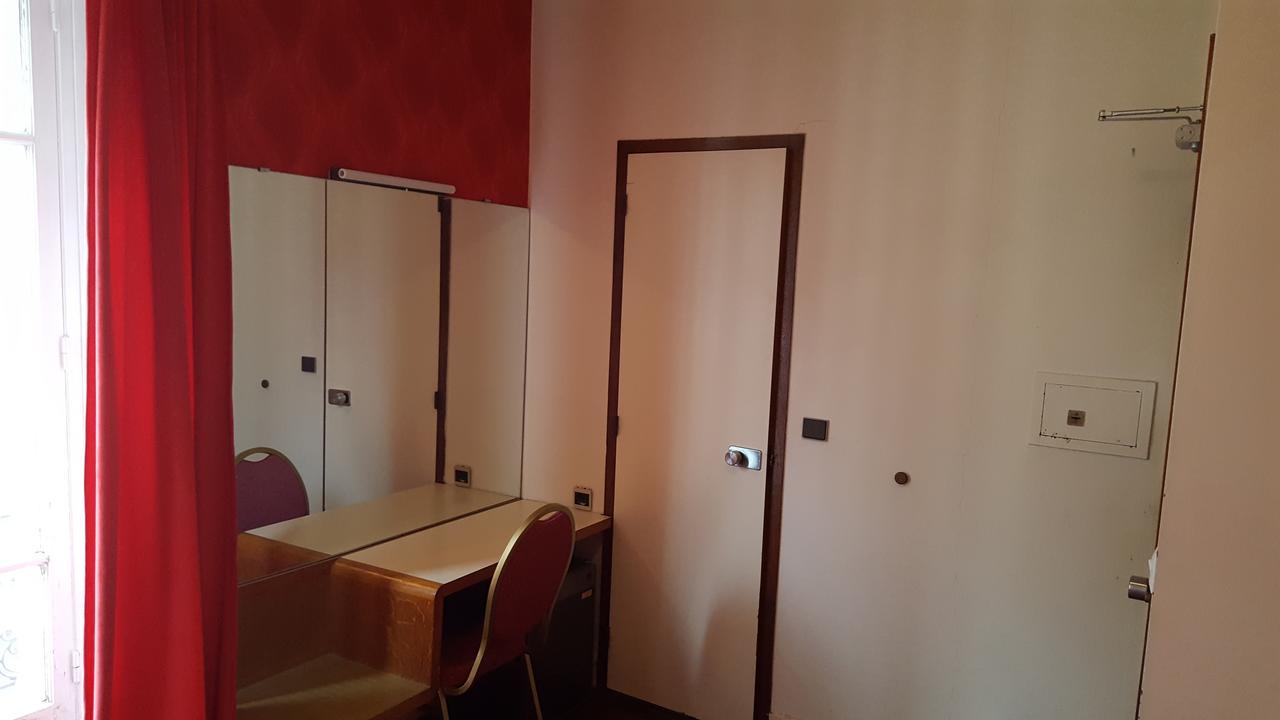 Média 3* Parigi