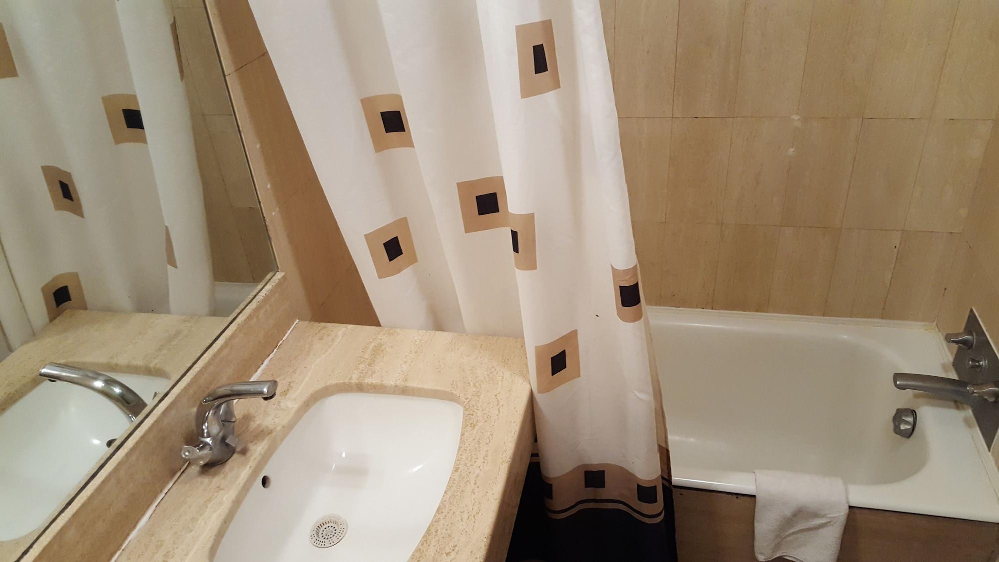 Hotel Média Parigi