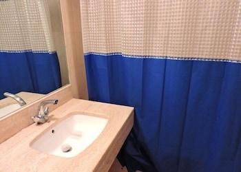 Média 3* Parigi
